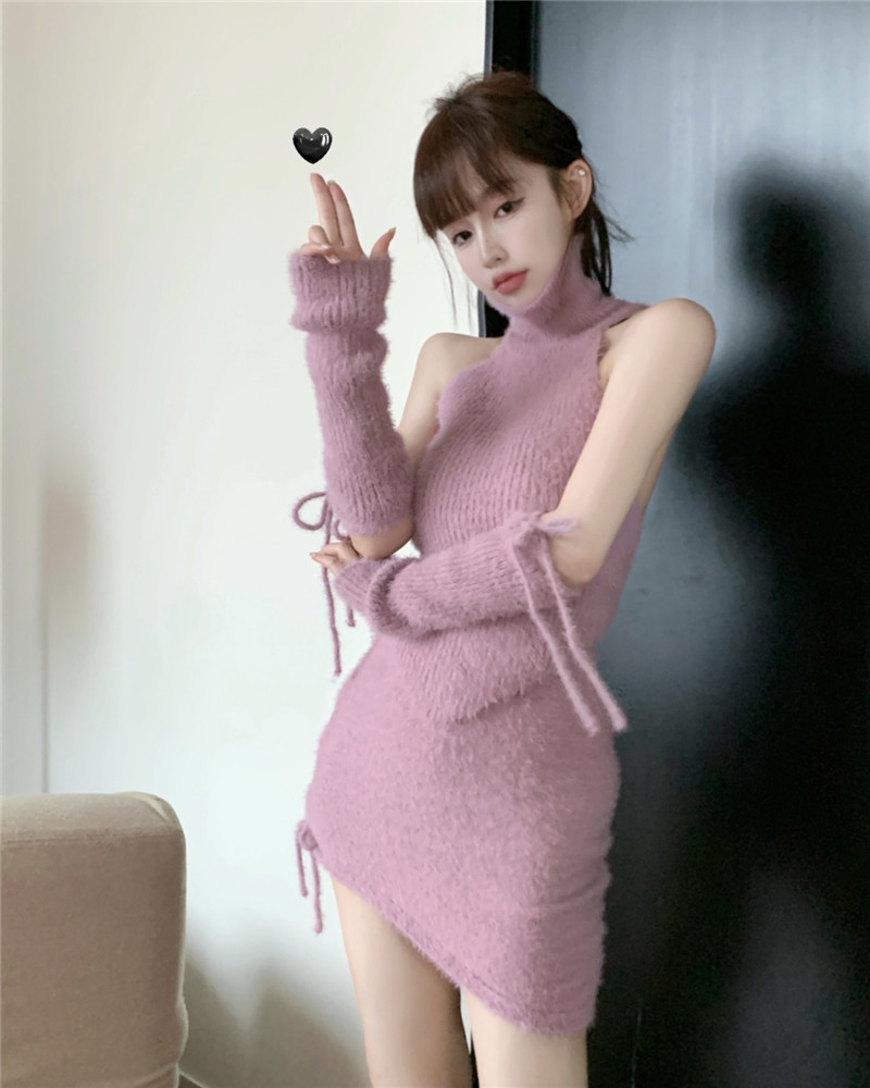 Actual shot of soft, waxy mink fur, backless sleeves, high-neck vest + irregular beveled lace-up hip skirt