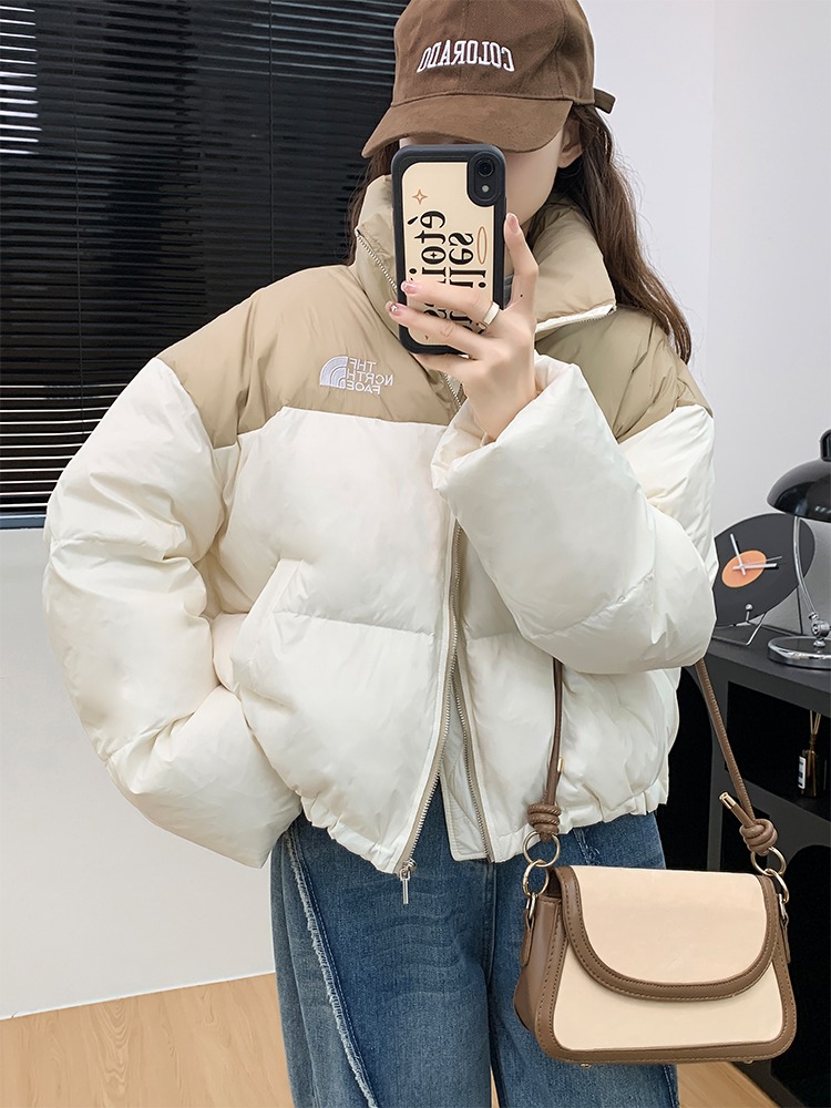 2023 Winter New Style Stand Collar Contrast Color Small Short Down Jacket Women Small Thickened Bread Jacket High-end Street Cotton Coat