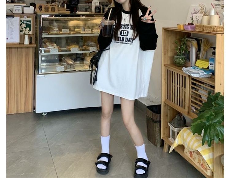 黑白撞色插肩長袖t恤女秋季寬鬆慵懶風中長款上衣休閒百搭打底衫