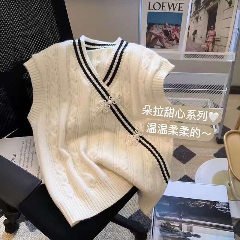 2023新款中國風針織毛衣馬甲女名族風盤扣重工設計感時尚上衣坎肩