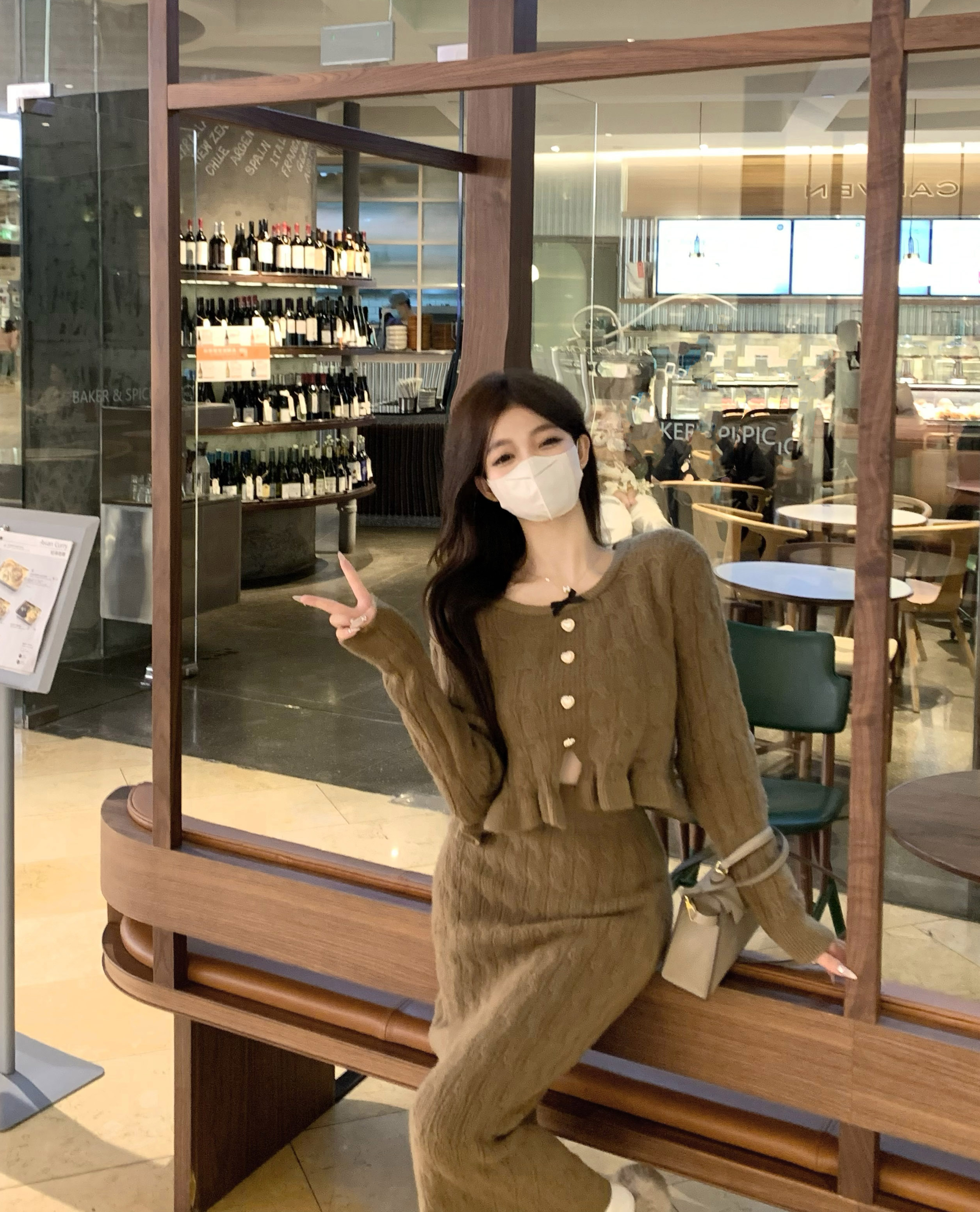 Real shot ~ French retro socialite high-end knitted sweater slit skirt suit