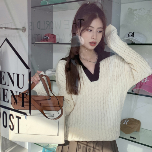 实拍 设计感拼色V领毛衣女秋冬新款韩版小个子套头针织衫上衣