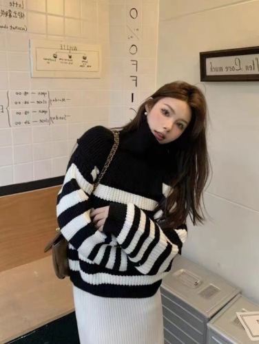 韩国东大门新款洋气显瘦条纹套头围巾写字楼品质羊毛针织毛衣女