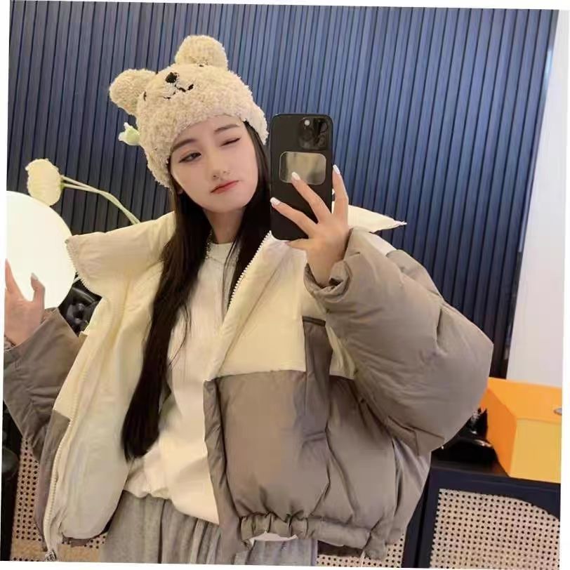 Women's short down jacket of the same style, thickened, loose, fashionable, contrasting color design, two-color splicing, slimming jacket, trendy