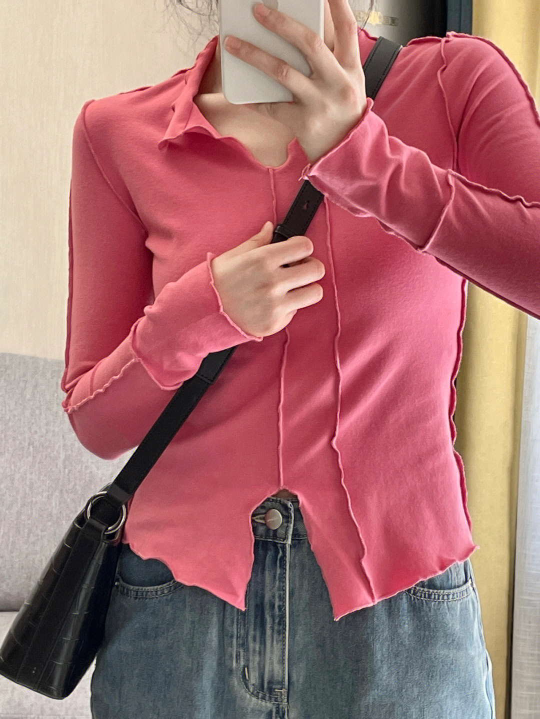 天貓質量秋裝女獨特辣妹打底衫長袖上衣女秋冬內搭t恤洋氣小衫