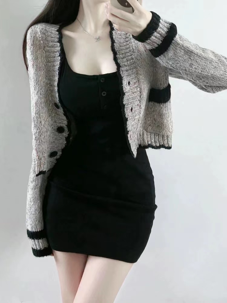 Korean style autumn new sweet and spicy gray knitted cardigan sweater jacket for little people