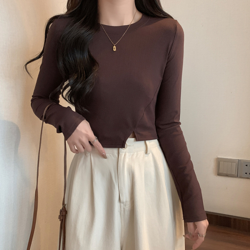 Real shot of bottoming shirt for women in autumn with long-sleeved T-shirt  new design hot girl short top trendy