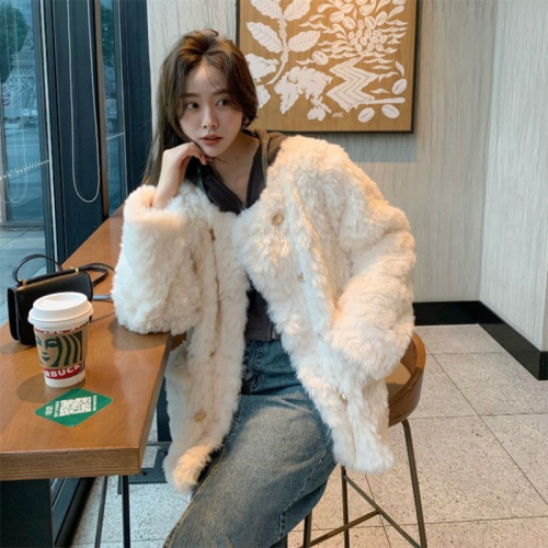 Lamb wool coat for women  winter small fragrant style loose thickened plush white fur top cotton coat