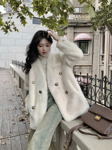 Real shot mink short V-neck fur all-in-one mink plush eco-friendly fur coat