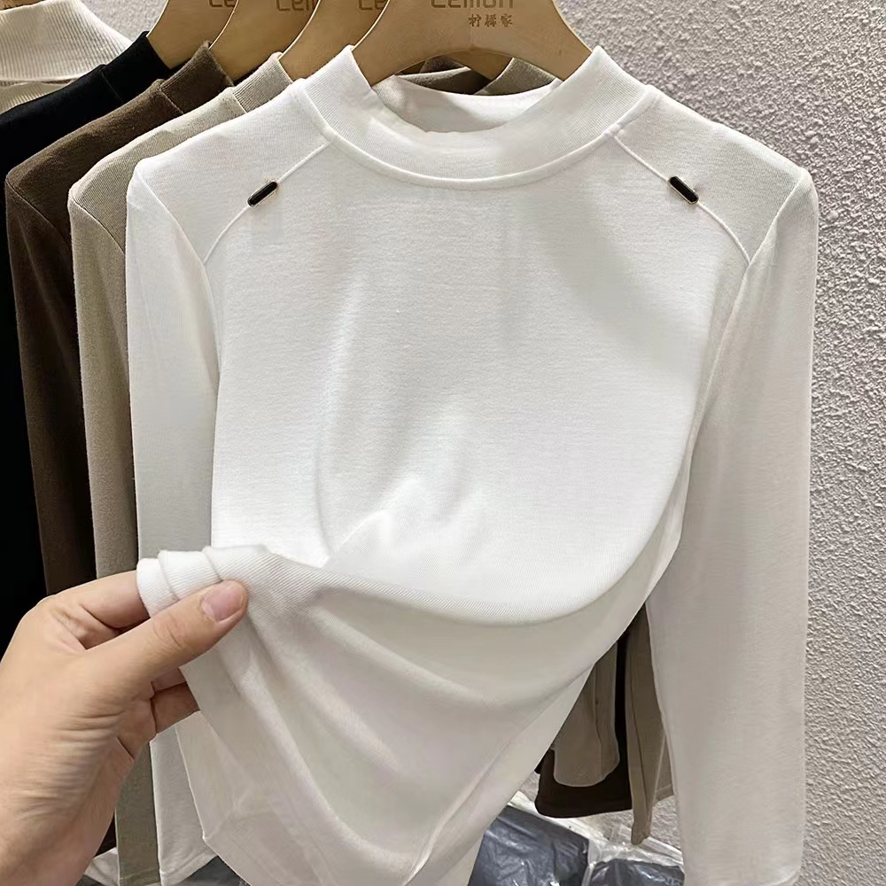Brushed half turtleneck inner layered shirt for women. Autumn long-sleeved T-shirt design with niche and western style. Slim-fitting top.