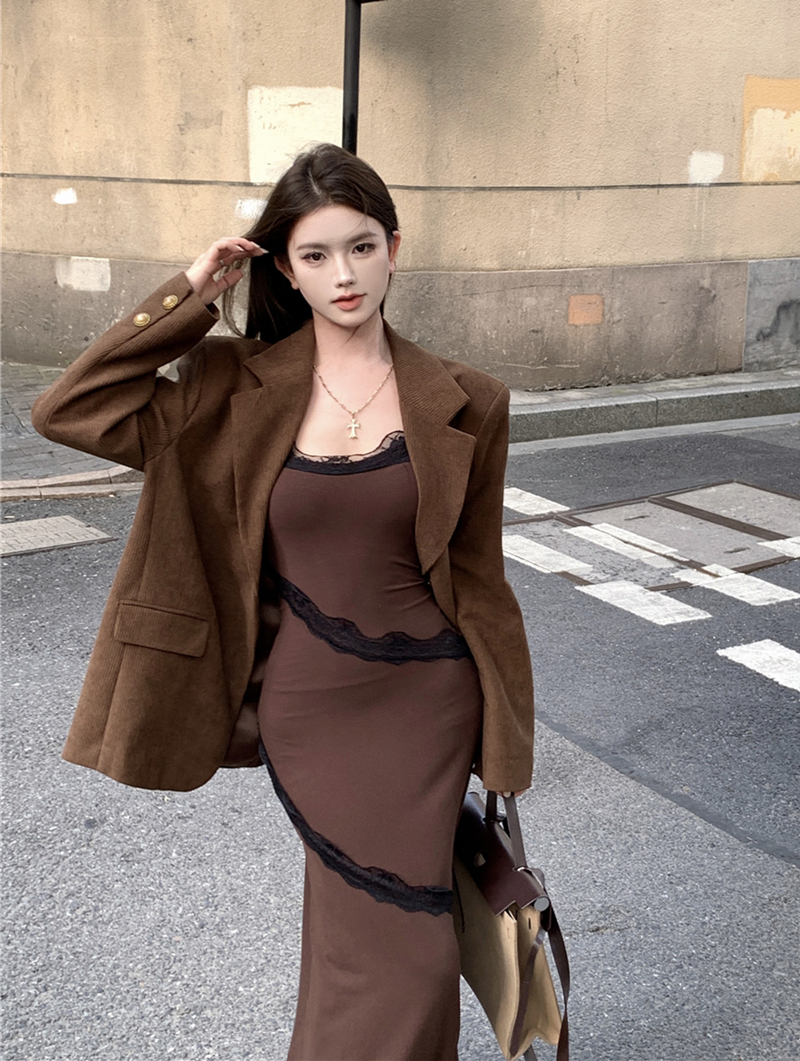 Real shot of retro loose casual brown suit jacket + sexy waist slimming suspender lace dress for women
