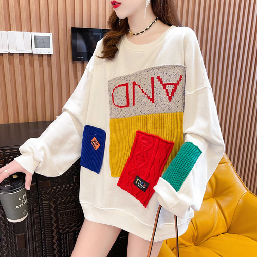 Actual shot of 75 polyester/25 cotton Korean style loose mid-length color-blocked round neck thin sweatshirt for women