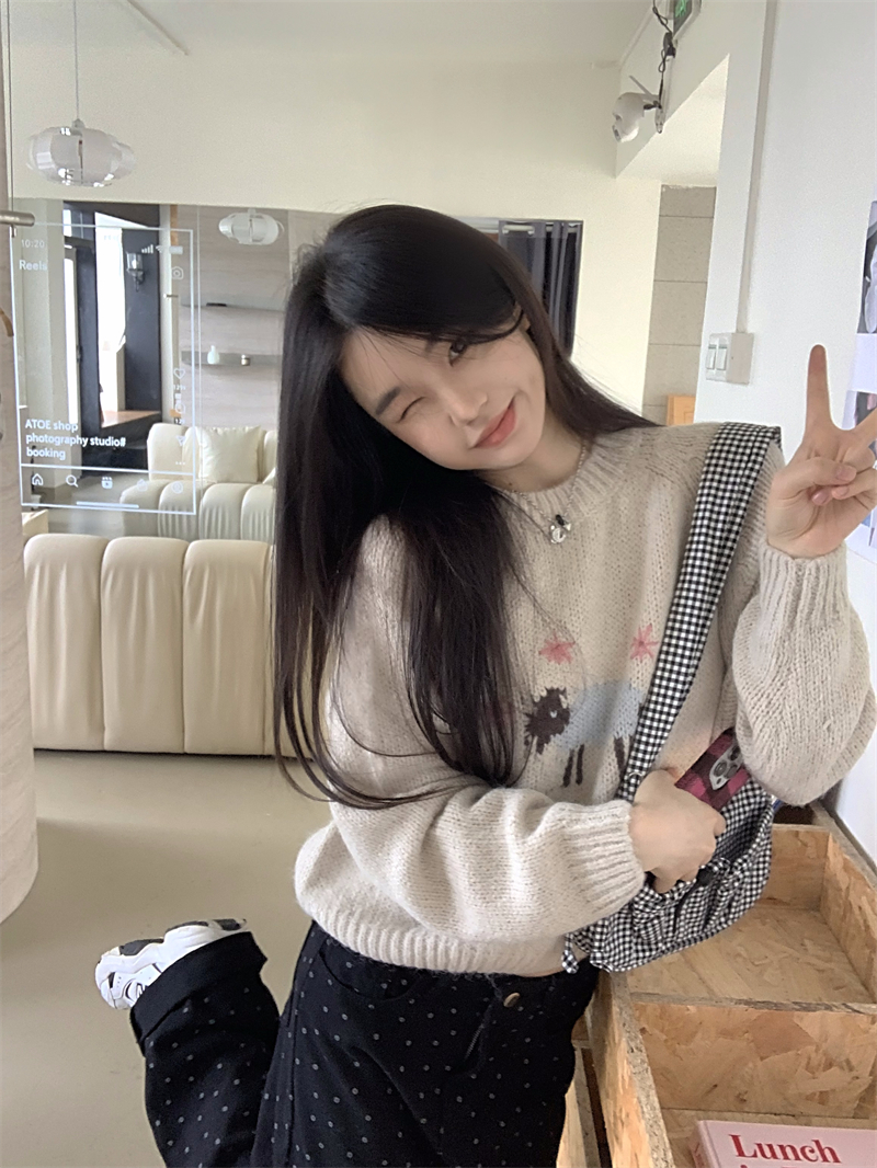 實拍  馬海毛小羊提花圓領毛衣