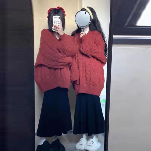 Lazy style twist V-neck pullover sweater for women  autumn and winter new loose soft waxy sweater long-sleeved top thick