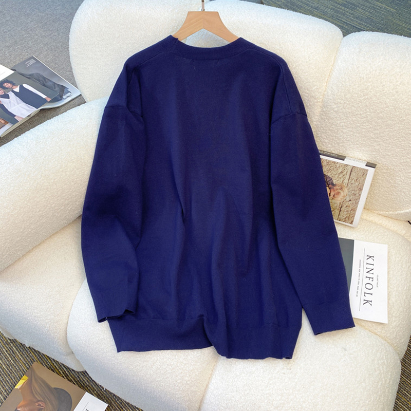 Actual shot of early autumn 2023 new niche design soft and waxy knitted cardigan jacket for women Japanese lazy style sweater