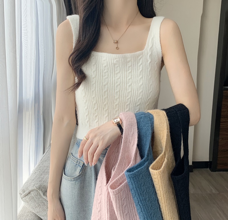 實拍秋冬小心機軟糯麻花針織吊帶背心女韓版短款毛衣外穿顯瘦馬甲