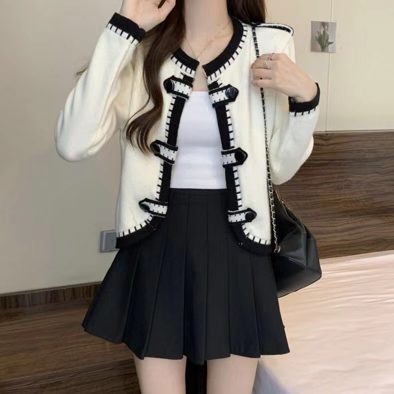 Xiaoxiangfeng knitted cardigan women's autumn and winter design niche high-end short top unique unique sweater jacket