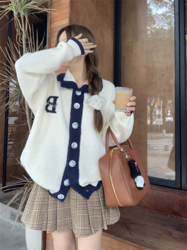 Real shot!  White milk color contrast sweater cardigan for women autumn and winter loose design soft sweater jacket