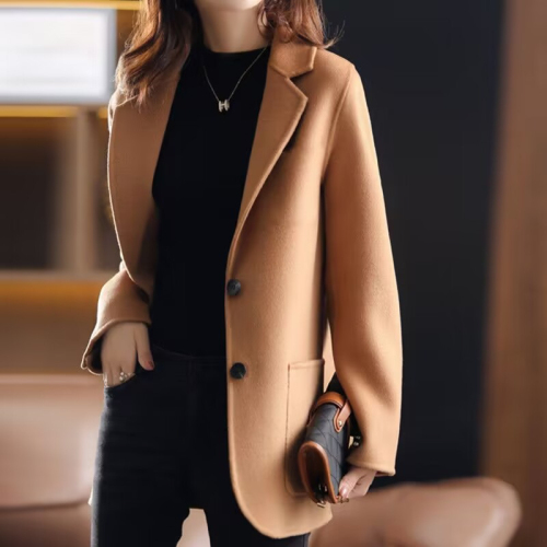  new Korean style woolen coat, short woolen coat, new autumn and winter clothing for small people, slim and trendy