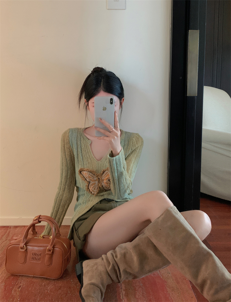 實拍 蝴蝶貼布設計V領針織衫撞色漸變修身毛衣女