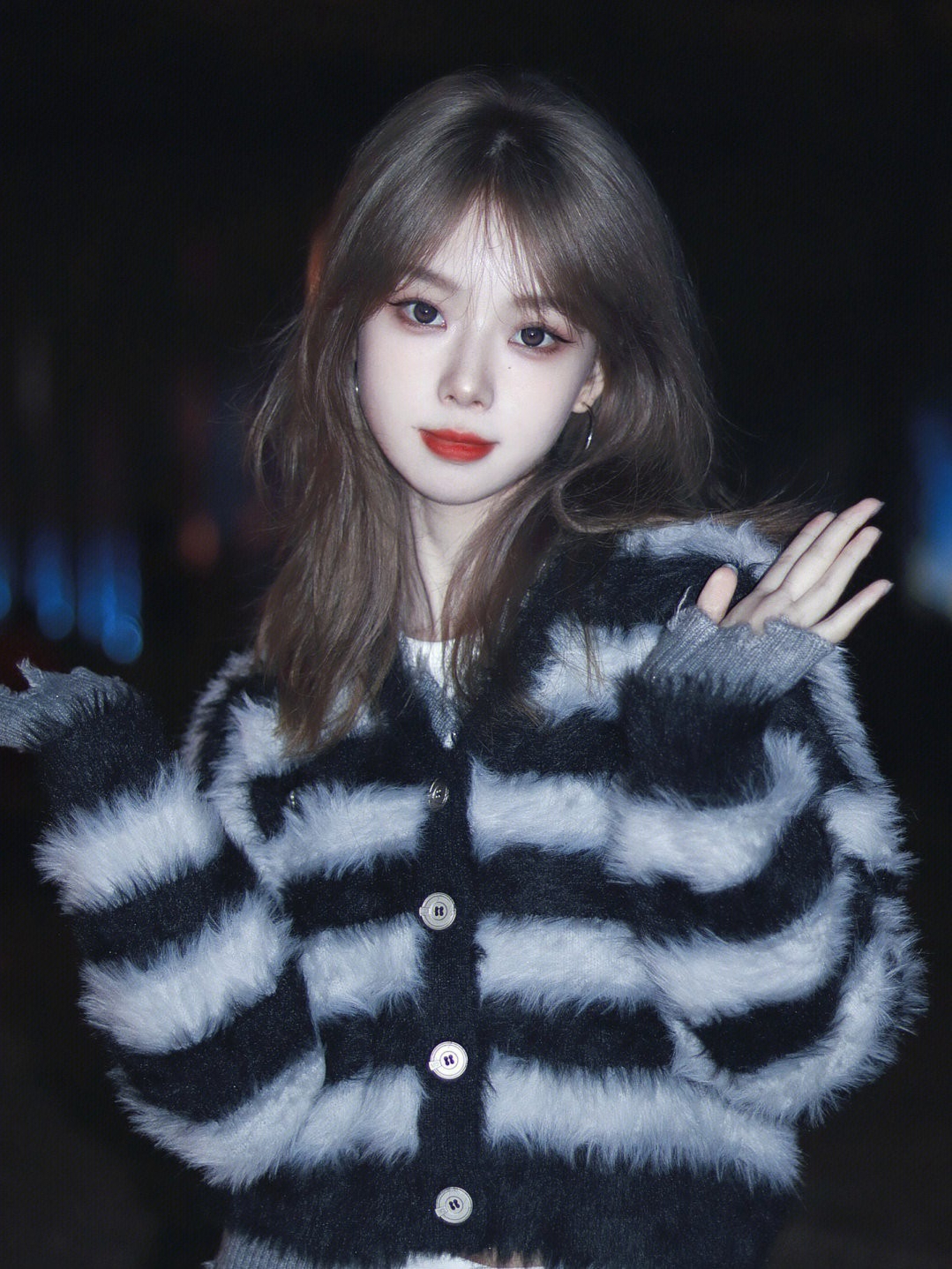 Lazy style soft waxy imitation mink new sweater cardigan women's spring and autumn holiday two-piece short early spring sweater jacket