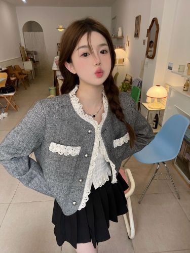 Real shot of three standard Qi Xiaoxiang style textured lace collar suit patchwork jacket for women