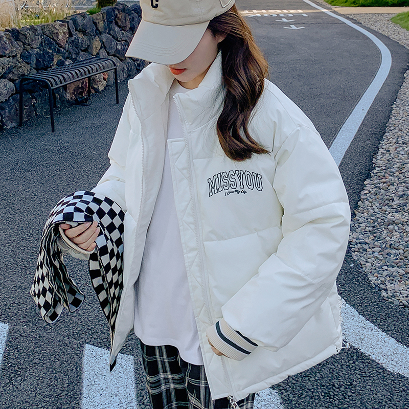 2023 New Winter Down Jacket Thickened Baseball Padded Jacket Design Niche Lightweight Women's Short Ins Padded Jacket