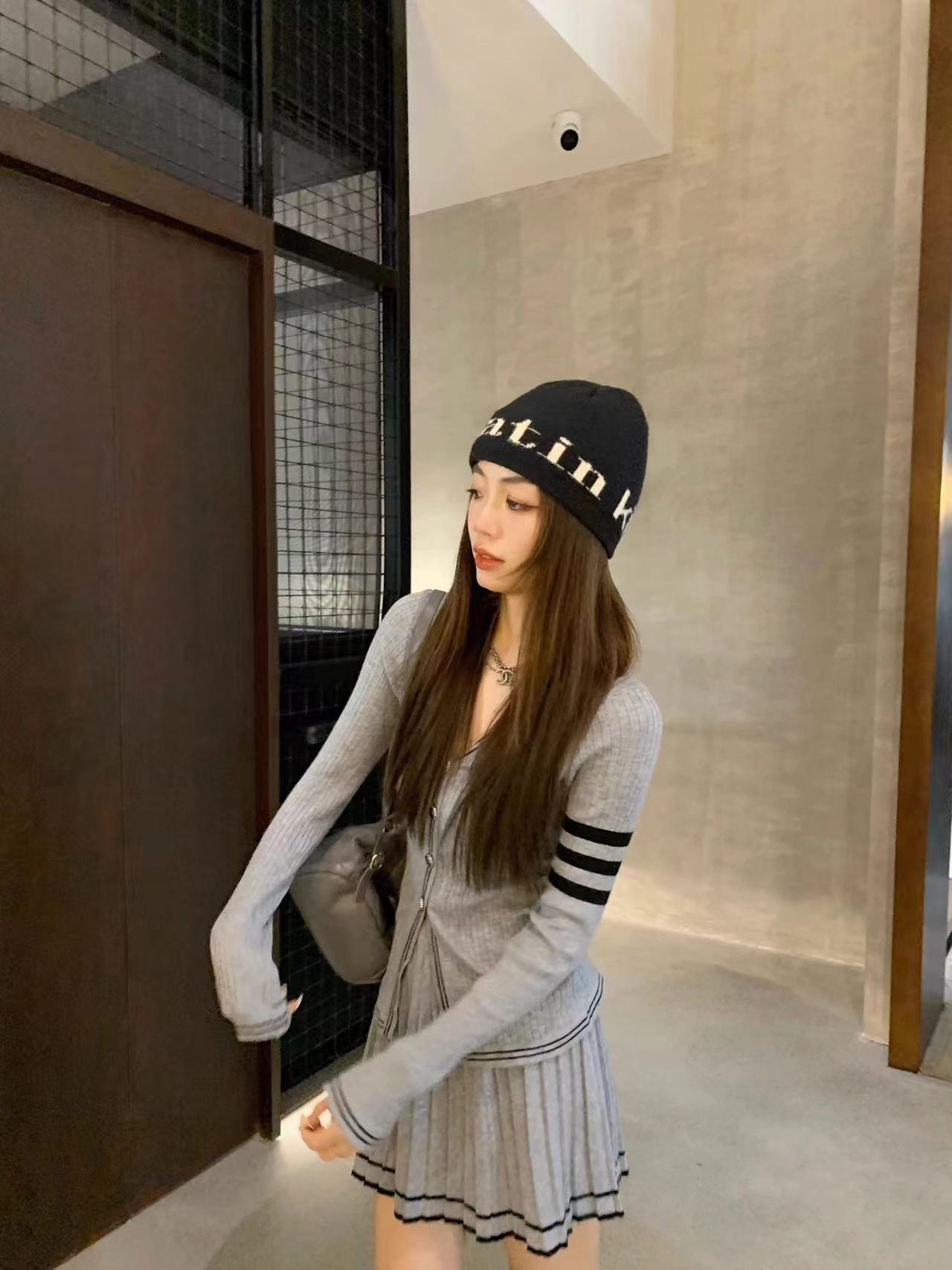 AeoAlways Sweet Pie Cookie Merino Wool Knitted Suit Women's New Spring and Autumn Skirt Two-piece Set