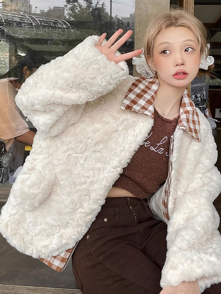 2023 Autumn and Winter Lamb Wool Jacket for Women Sweet and Little Stitched Checkerboard Eco-Friendly Fur Rex Rabbit Plush Thickened