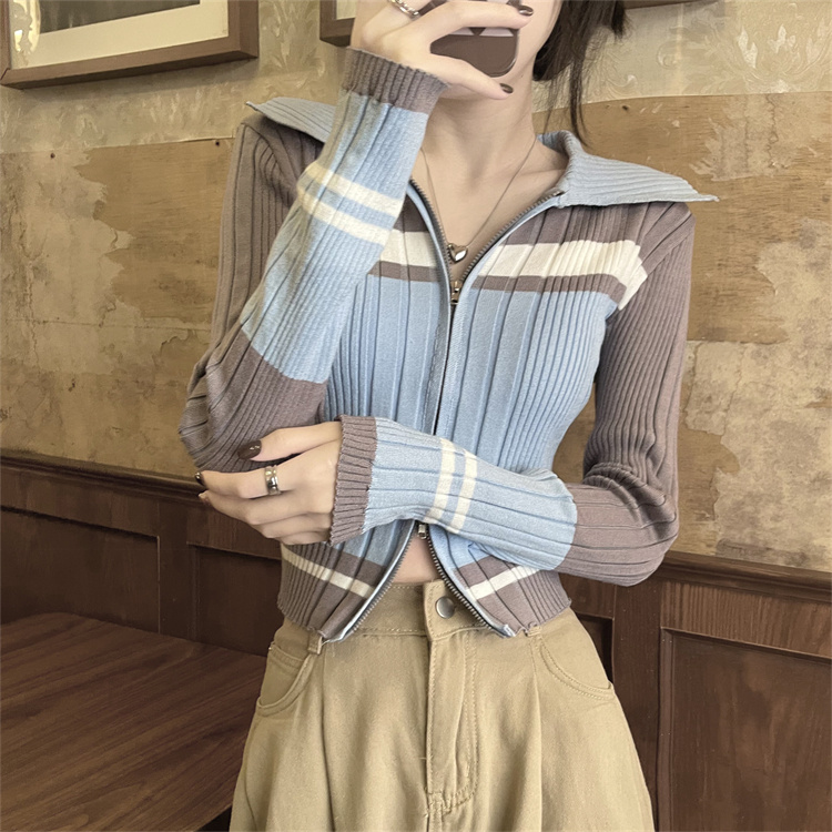 Real shot of retro niche contrast striped long-sleeved sweater autumn and winter slim double zipper Polo cardigan