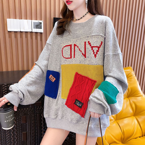 Actual shot of 75 polyester/25 cotton Korean style loose mid-length color-blocked round neck thin sweatshirt for women