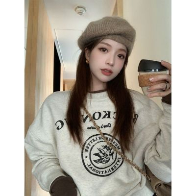 Thin fleece pullover round neck sweatshirt for female students, salt loose top, autumn and winter coat, lazy style