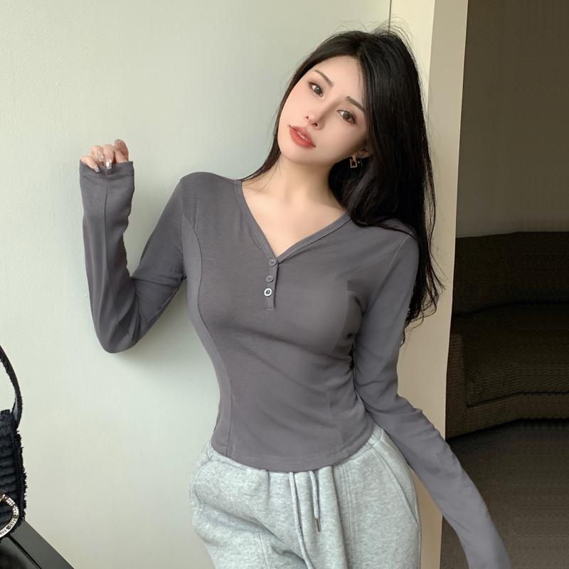 Real shot of the new autumn and winter Korean style slimming V-neck button design with long-sleeved bottoming shirt T-shirt top