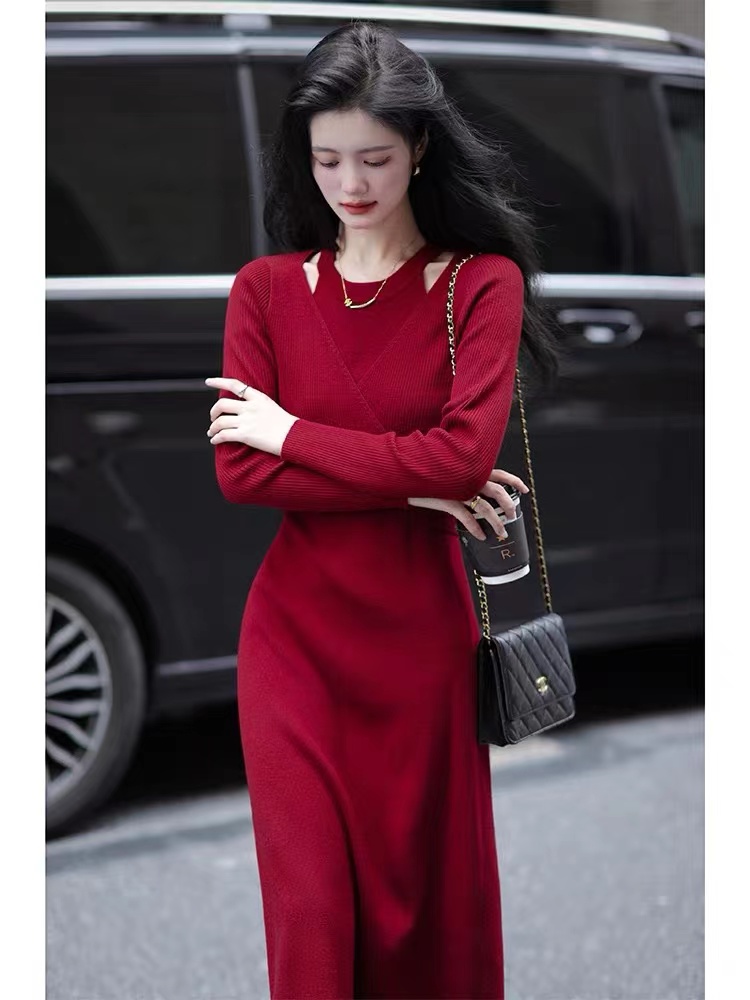 梅子熟了微醺探戈美利奴羊毛掛脖+交叉綁帶針織連衣裙