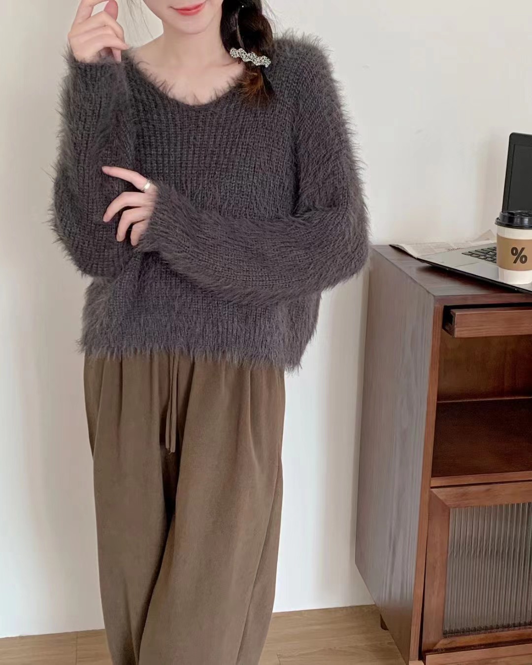 毛衣女秋冬2023新款毛茸茸短款套頭保暖針織衫慵懶風顯瘦長袖上衣