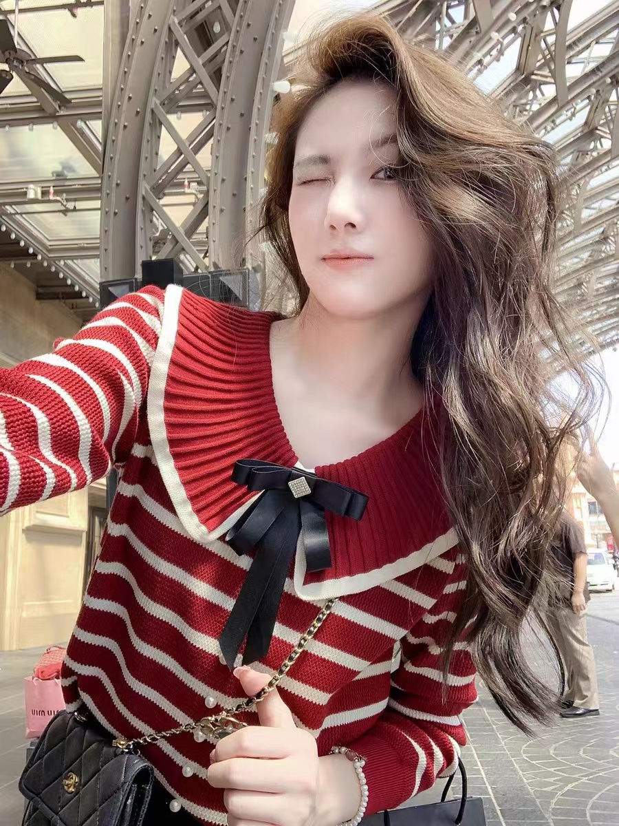 魚兔子的兔子娃娃領針織衫女小香風名媛蝴蝶結秋冬新款條紋毛衣女