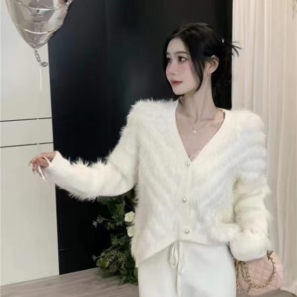 鹽系溫柔風甜美針織衫女秋冬軟糯毛衣貂毛套頭百搭洋氣針織衫