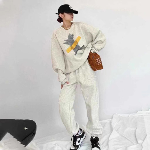 Women's autumn and winter fashionable sportswear two-piece set, casual sweatshirt and leggings, a complete set of elegant outfits