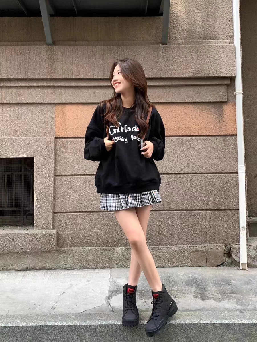 Thin Chinese cotton milk silk plus velvet Chinese cotton silver fox velvet round neck printed sweatshirt for women couple quality