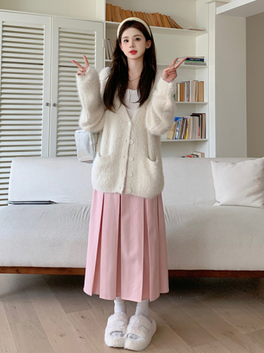 Actual shot of soft and waxy French style lazy style fur cardigan with high waist and drapey A-line skirt suit