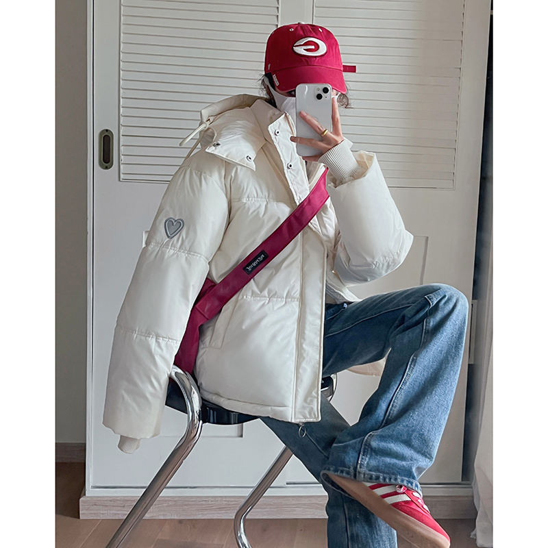 實拍灰色愛心短款羽絨棉服23年新款男女情侶加厚連帽麵包服冬外套