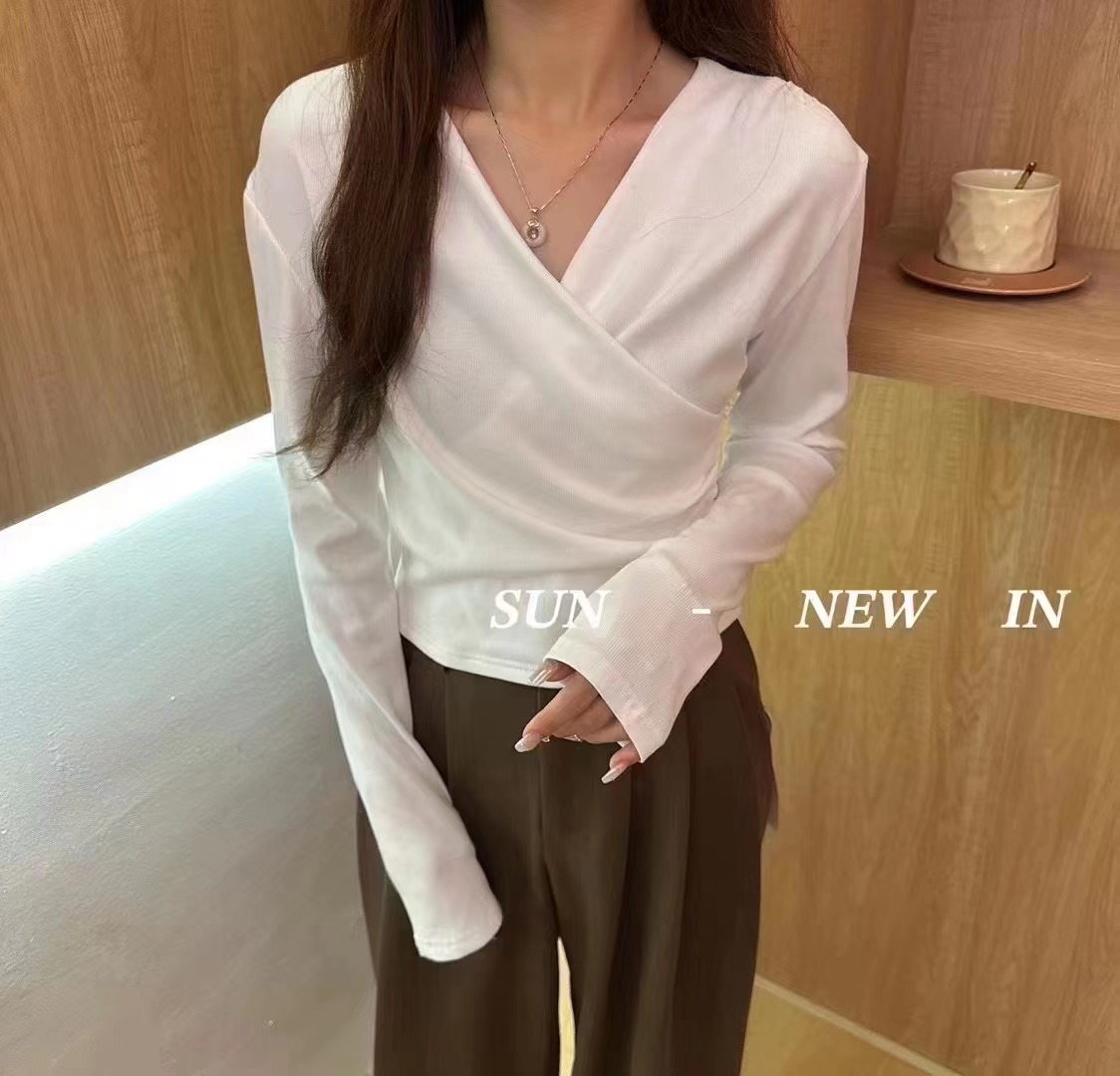 2023秋季新款交叉純色針織衫顯瘦打底氣質性感百搭V領文藝女上衣