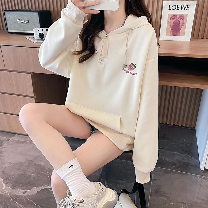 Actual shot of autumn Korean style loose Chinese cotton composite hooded embroidered fake two-piece large size thin sweatshirt for women