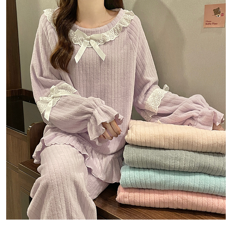 Large size autumn and winter women's pajamas coral velvet French home wear lace pullover set