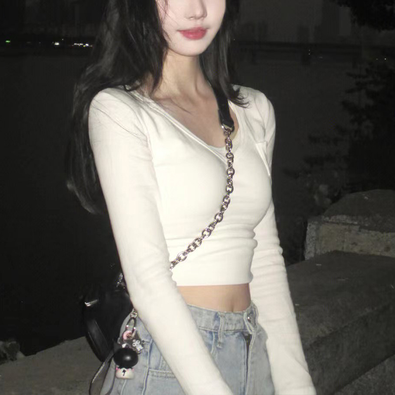純欲辣妹長袖t恤女秋季2023新款白色打底衫修身顯瘦短款緊身上衣