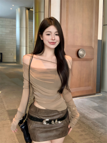 Real shot of khaki slim slim pullover one-shoulder top for women lazy off-shoulder long-sleeved sweater