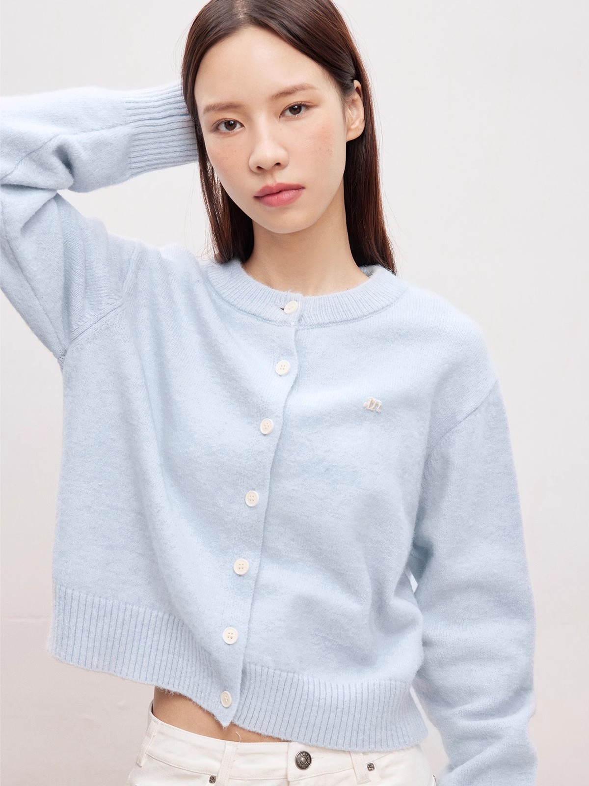 Soft and waxy light blue knitted sweater coat autumn new simple short coat