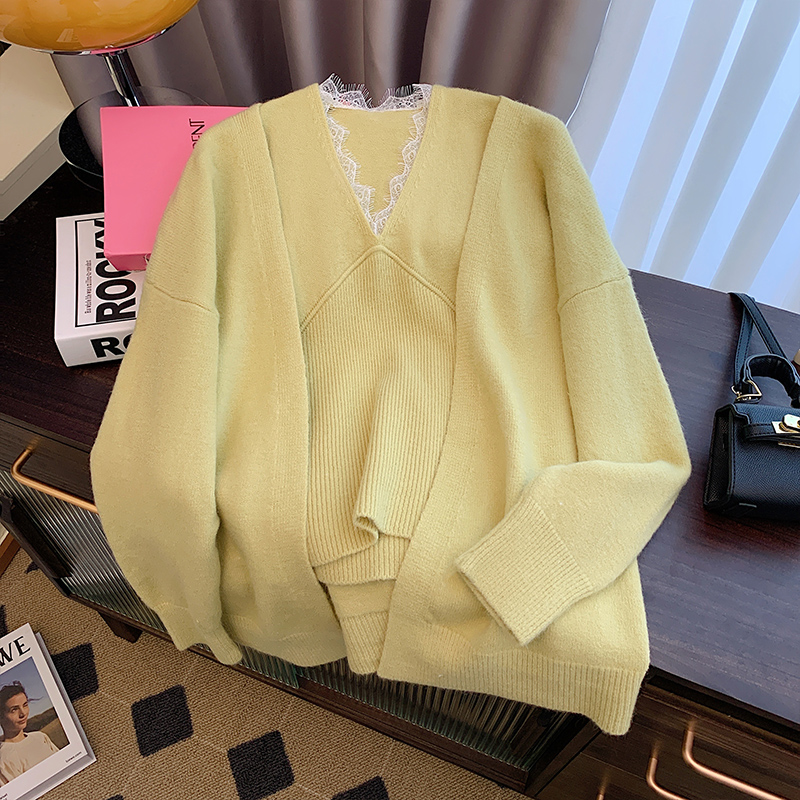 Lace stitching V-neck knitted vest lazy style long-sleeved sweater cardigan for women autumn and winter 2023 new fashion suit