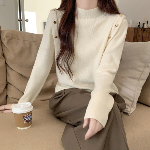 Real shot of French half turtleneck long-sleeved sweater for women in spring and autumn high-end buttoned sweater bottoming shirt