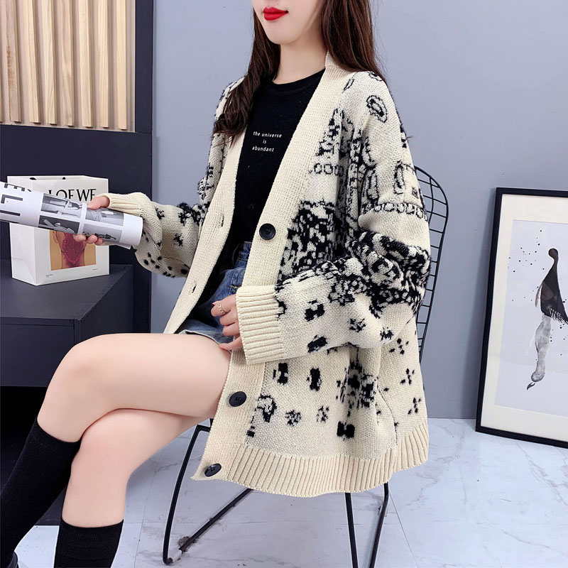 Real shot of retro knitted cardigan jacket women's top new 2023 loose lazy style outer sweater autumn